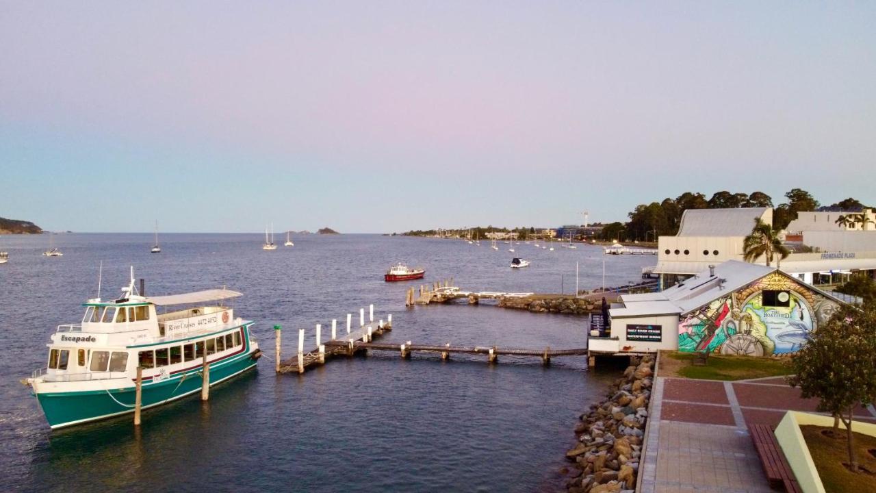 Zorba Waterfront Motel Batemans Bay Buitenkant foto