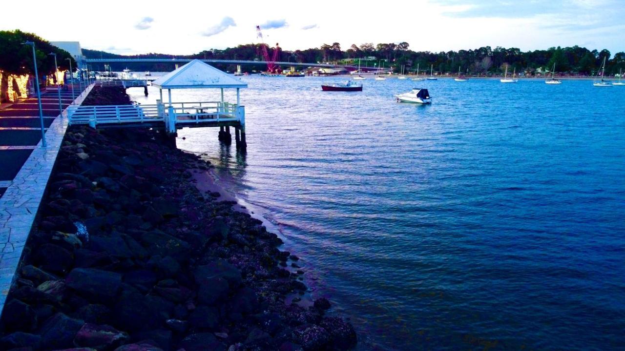 Zorba Waterfront Motel Batemans Bay Buitenkant foto
