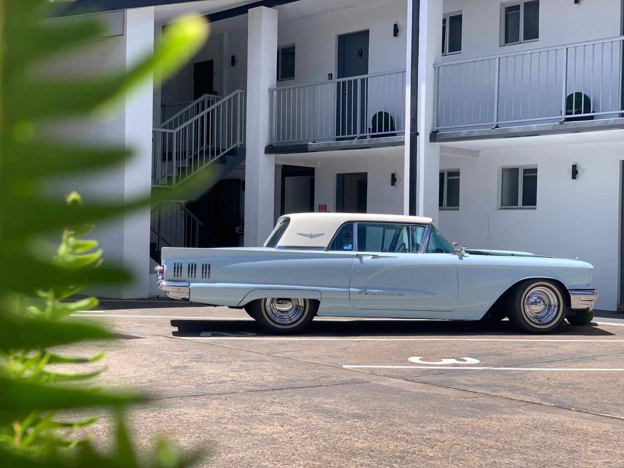Zorba Waterfront Motel Batemans Bay Buitenkant foto