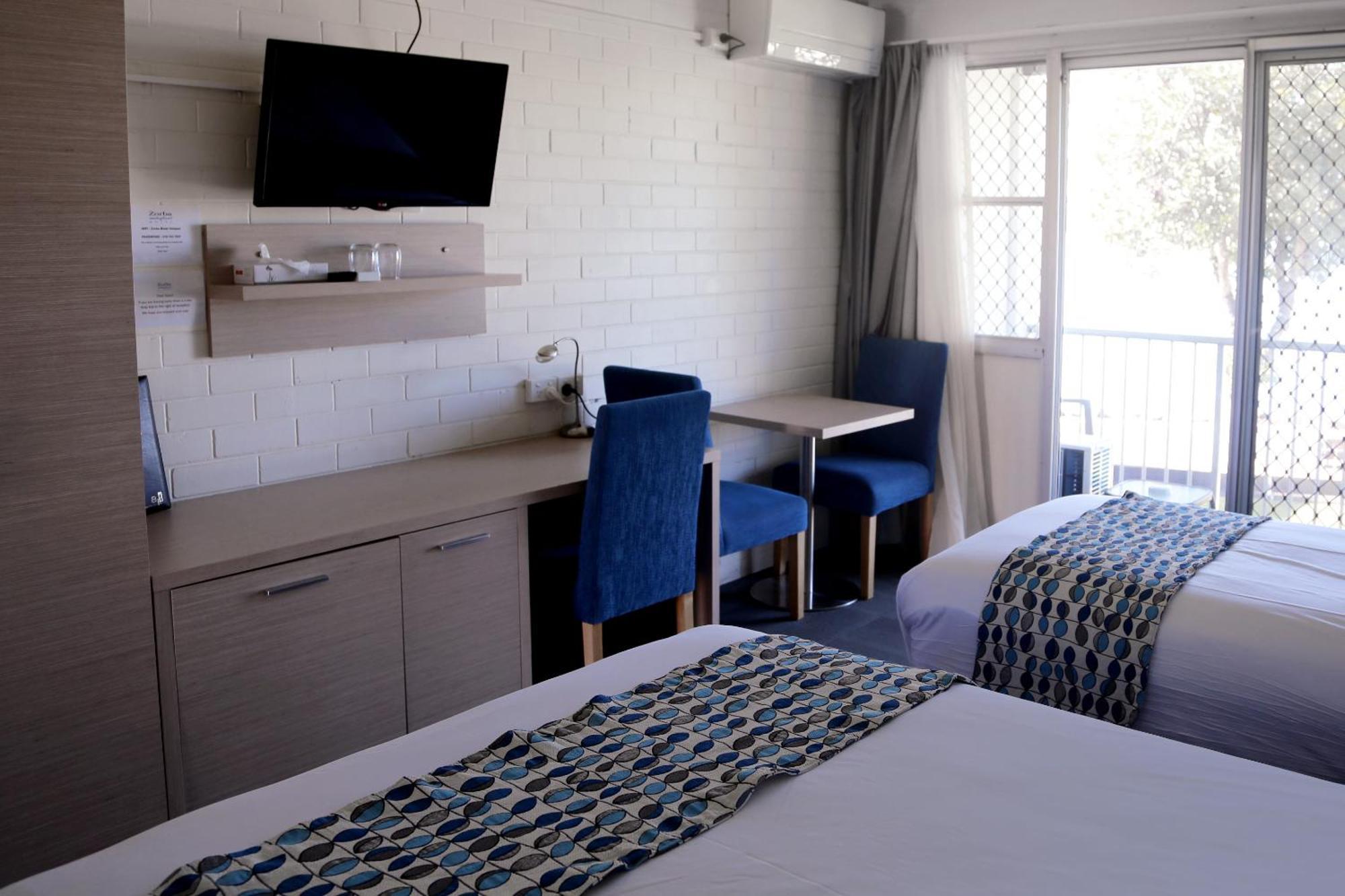 Zorba Waterfront Motel Batemans Bay Buitenkant foto