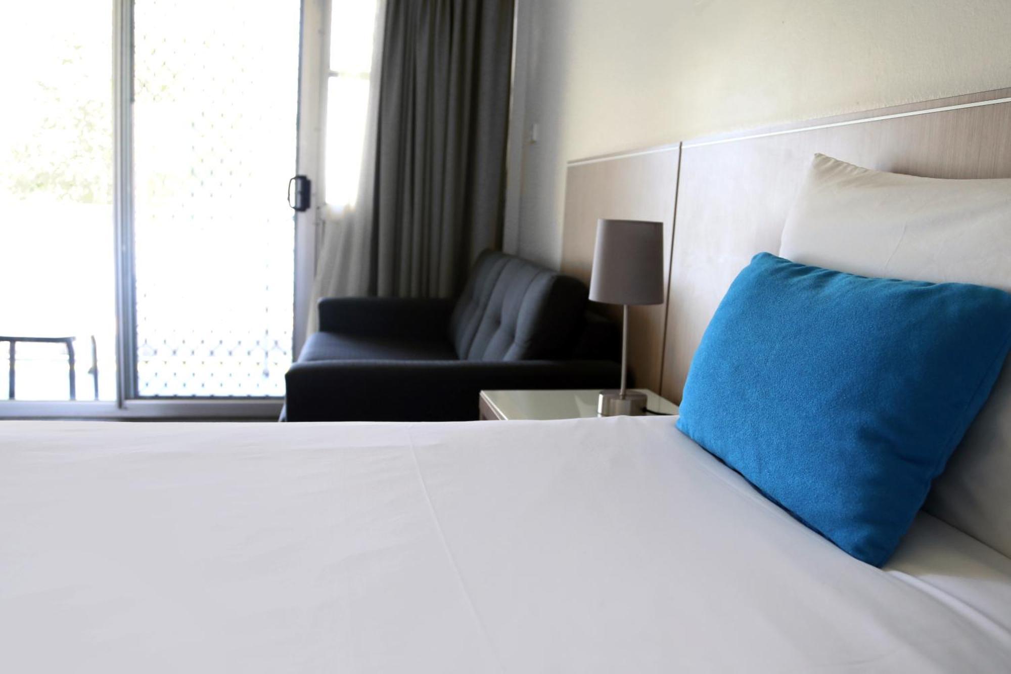 Zorba Waterfront Motel Batemans Bay Buitenkant foto