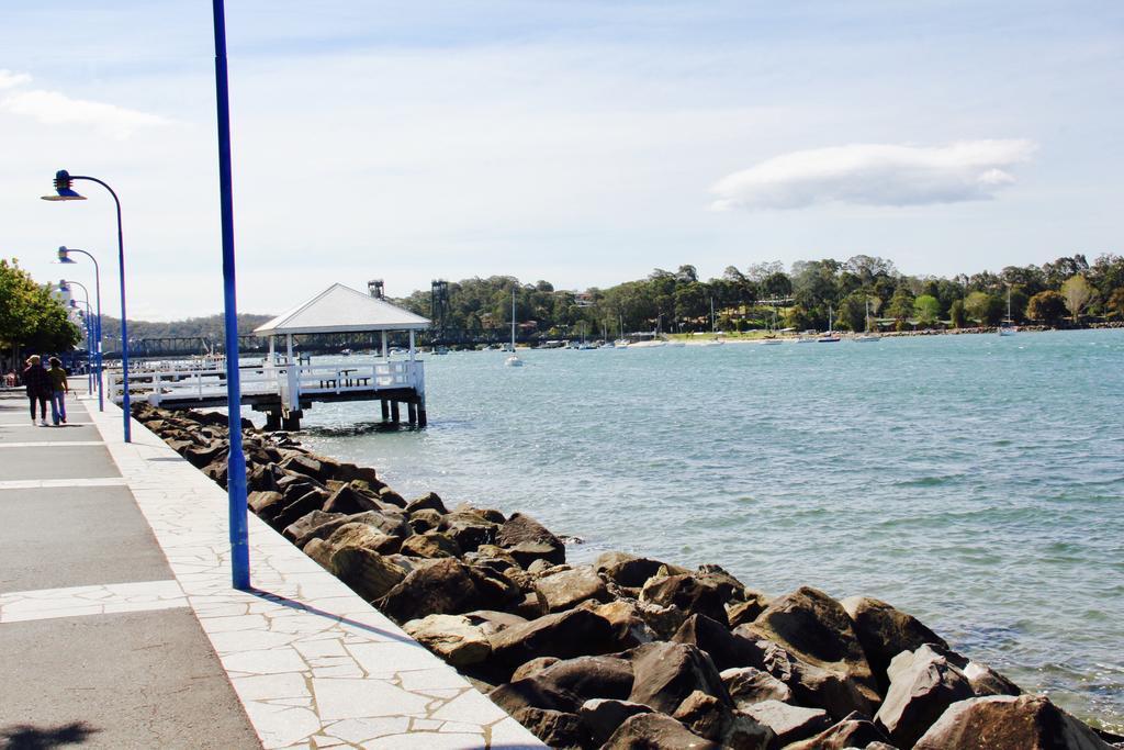 Zorba Waterfront Motel Batemans Bay Buitenkant foto