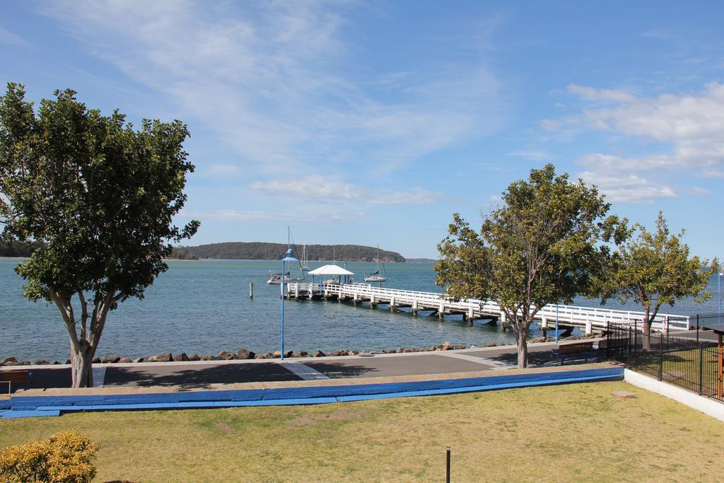 Zorba Waterfront Motel Batemans Bay Buitenkant foto