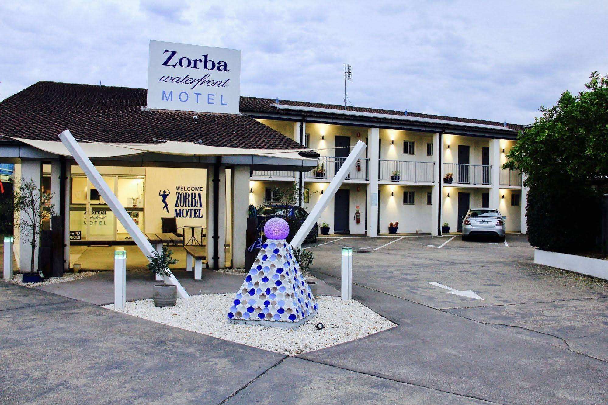 Zorba Waterfront Motel Batemans Bay Buitenkant foto