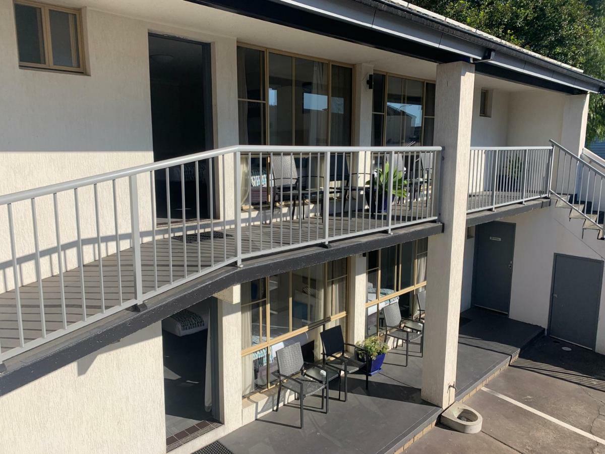 Zorba Waterfront Motel Batemans Bay Buitenkant foto
